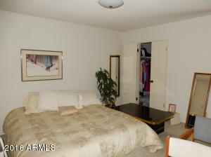 2550 E North Ln, Phoenix, AZ 85028 photo 9