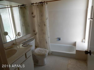 2550 E North Ln, Phoenix, AZ 85028 photo 11