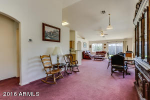 1017 E Bowker St, Phoenix, AZ 85040 photo 4