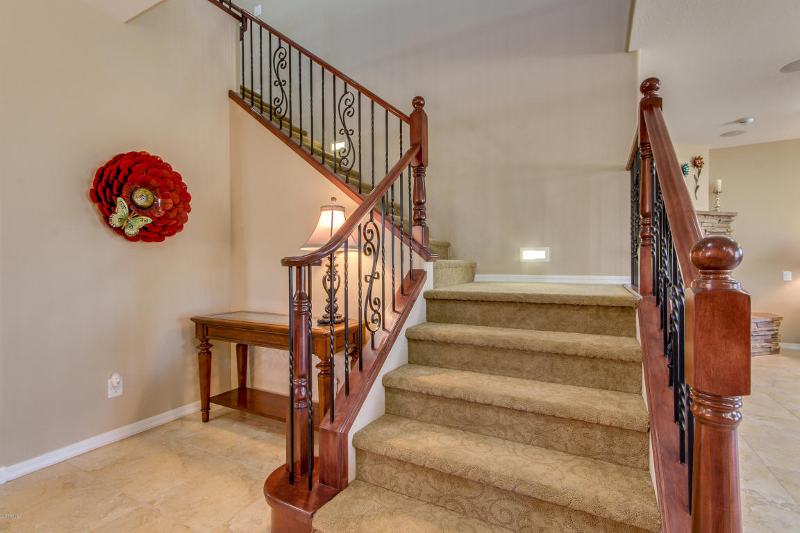 3740 E Matthew Dr, Phoenix, AZ 85050 photo 10