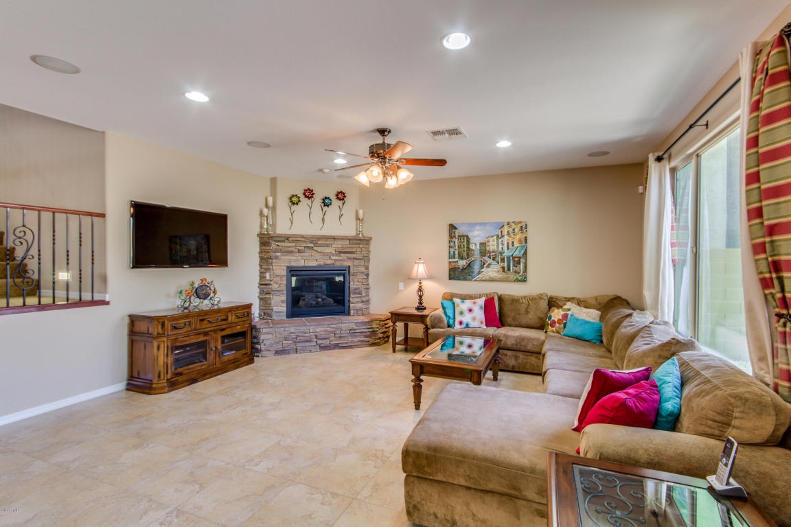 3740 E Matthew Dr, Phoenix, AZ 85050 photo 21