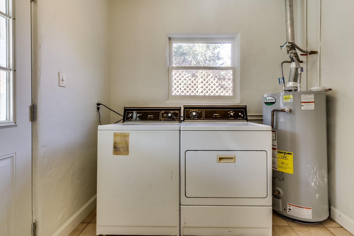 1319 E Highland Ave, Phoenix, AZ 85014 photo 17