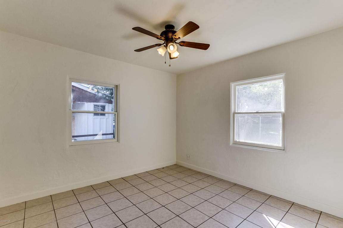 1319 E Highland Ave, Phoenix, AZ 85014 photo 11