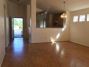 364 S Bermuda Dr, Gilbert, AZ 85296 photo 2
