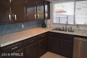 5413 W Echo Ln, Glendale, AZ 85302 photo 9