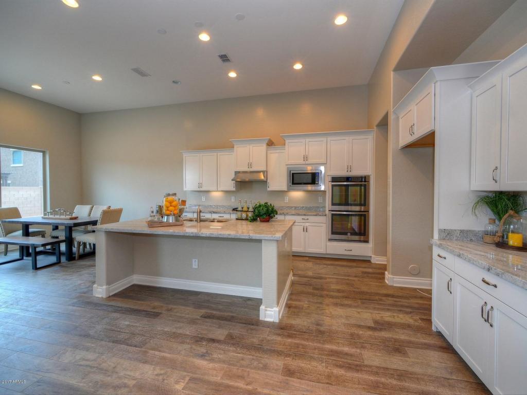 3677 E Alfalfa Dr, Gilbert, AZ 85298 photo 4