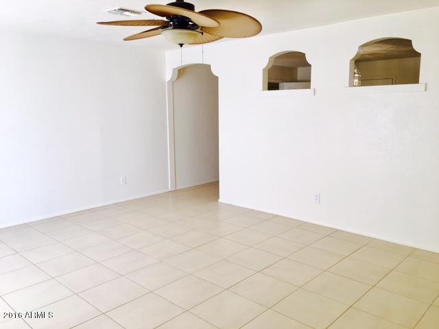 3329 N 39th Dr, Phoenix, AZ 85019 photo 7
