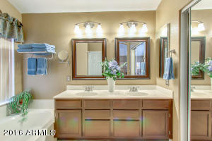 512 S Burk St, Gilbert, AZ 85296 photo 17