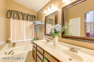 512 S Burk St, Gilbert, AZ 85296 photo 18