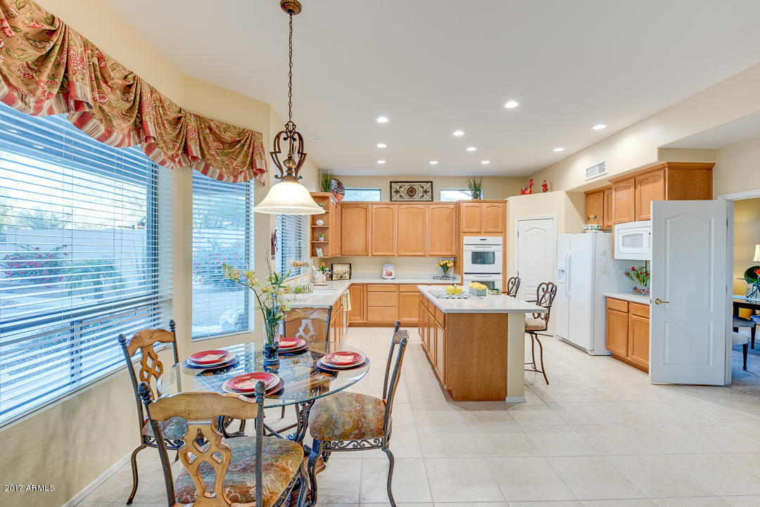 7526 E Tyndall Cir, Mesa, AZ 85207 photo 7