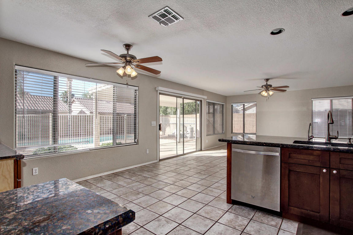 1681 E Laurel Ave, Gilbert, AZ 85234 photo 8