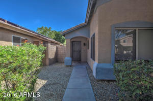 2611 E Beautiful Ln, Phoenix, AZ 85042 photo 5