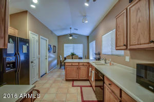 2611 E Beautiful Ln, Phoenix, AZ 85042 photo 11