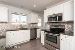 3818 E Shea Blvd, Phoenix, AZ 85028 photo 3