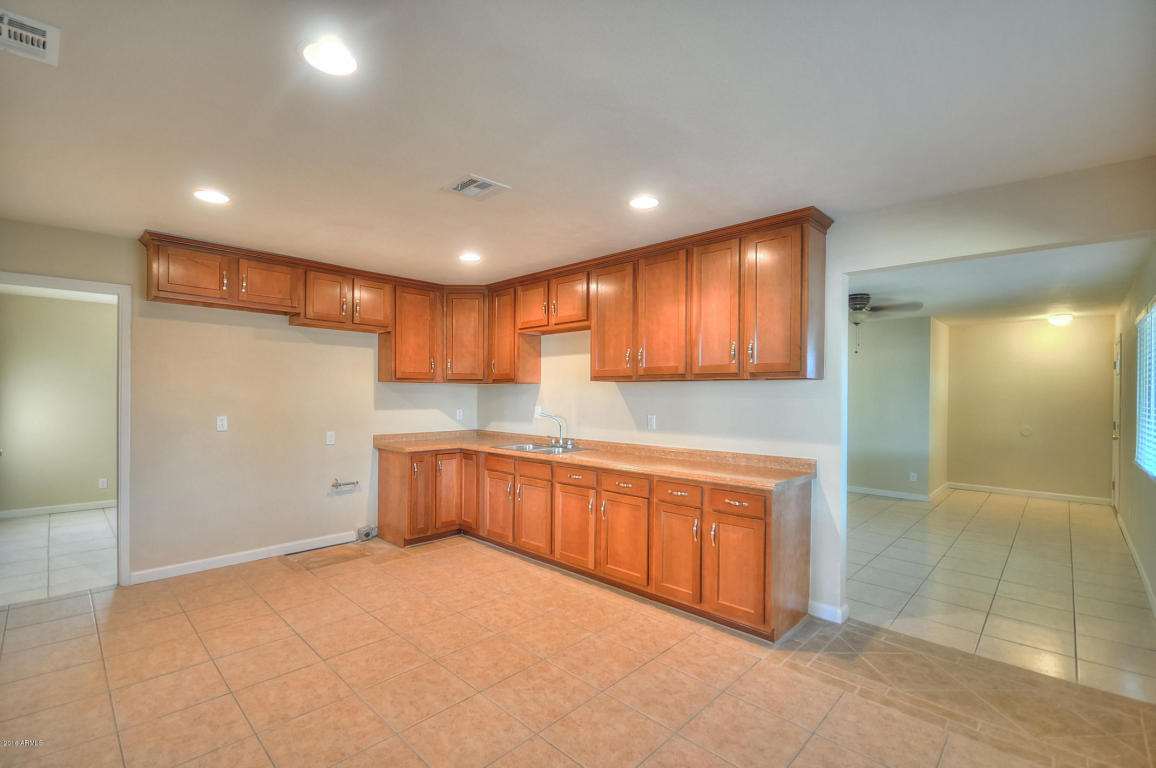 3911 W Thomas Rd, Phoenix, AZ 85019 photo 8