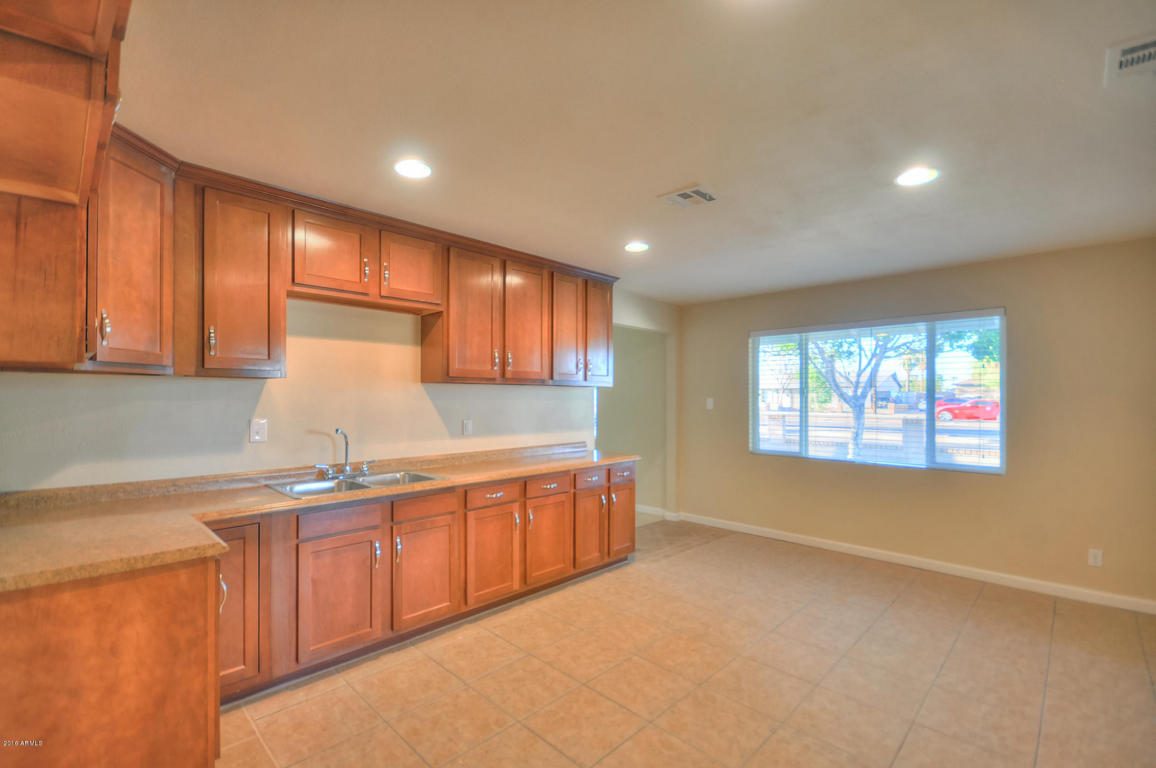 3911 W Thomas Rd, Phoenix, AZ 85019 photo 9