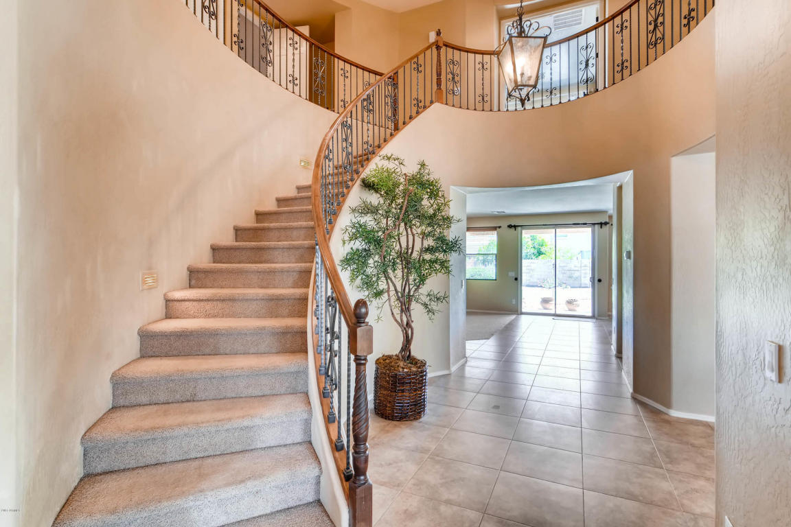 3065 E Turnberry Dr, Gilbert, AZ 85298 photo 4