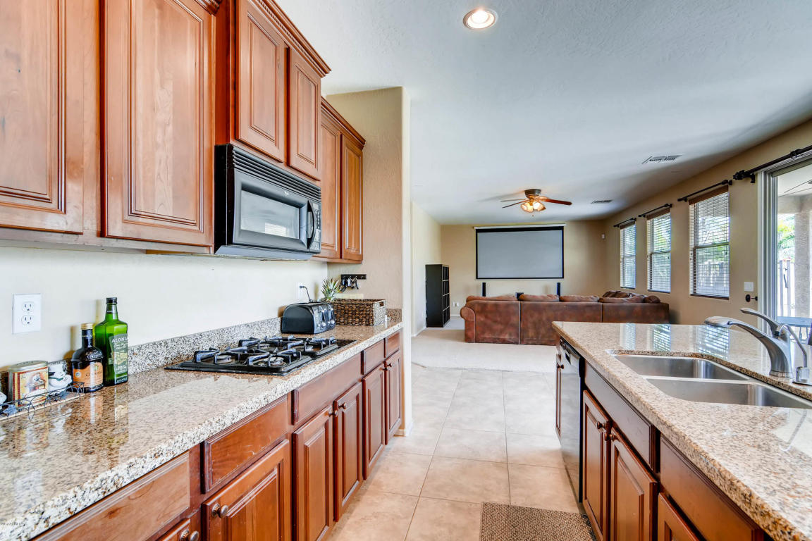 3065 E Turnberry Dr, Gilbert, AZ 85298 photo 5