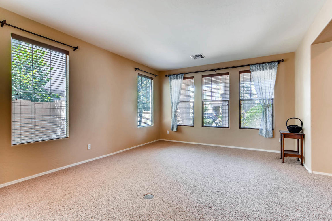 3065 E Turnberry Dr, Gilbert, AZ 85298 photo 10