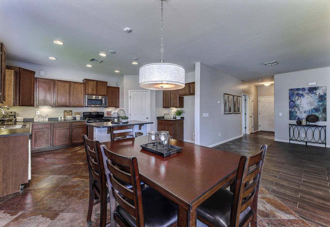 3667 S Vineyard Ave, Gilbert, AZ 85297 photo 13