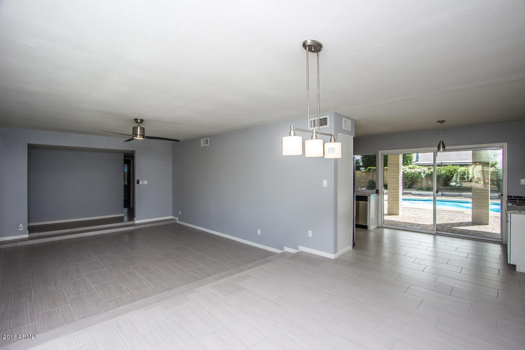 2637 E Mercer Ln, Phoenix, AZ 85028 photo 7
