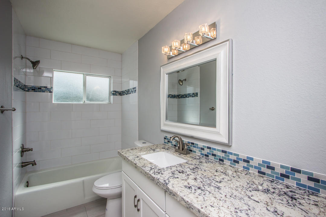 2637 E Mercer Ln, Phoenix, AZ 85028 photo 16