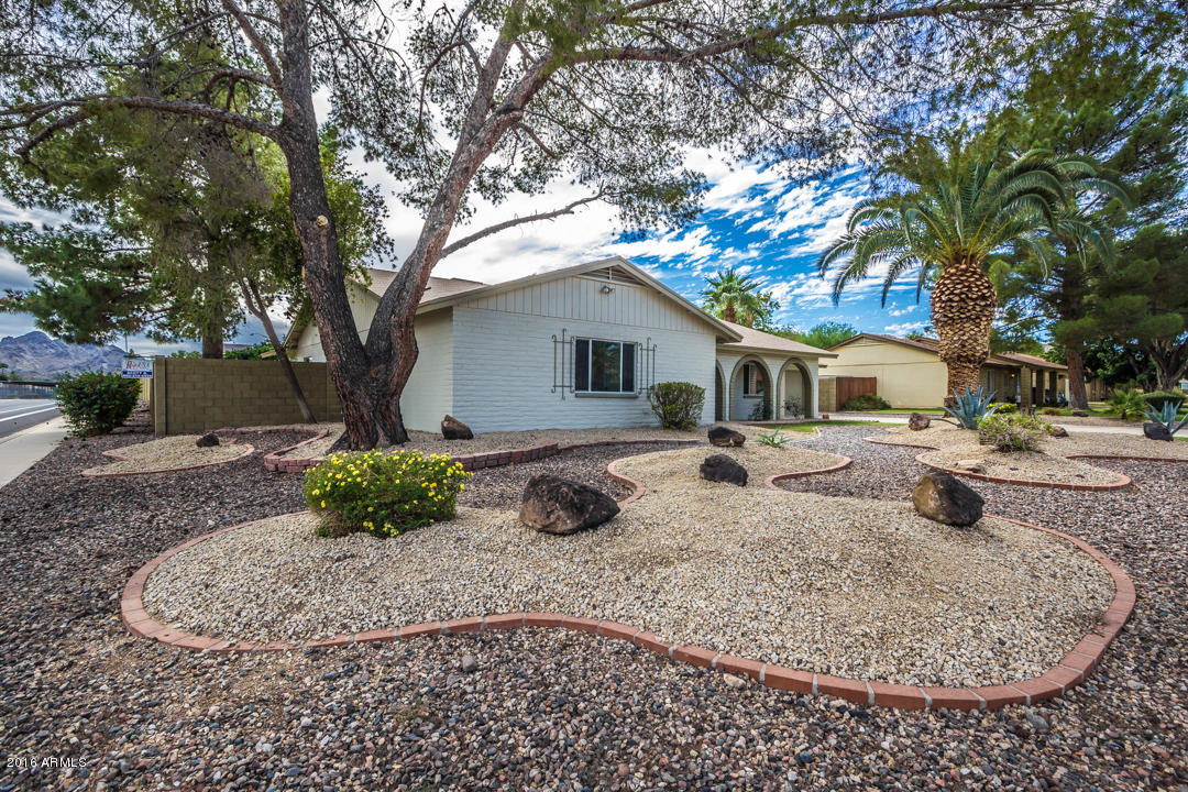 2637 E Mercer Ln, Phoenix, AZ 85028 photo 25