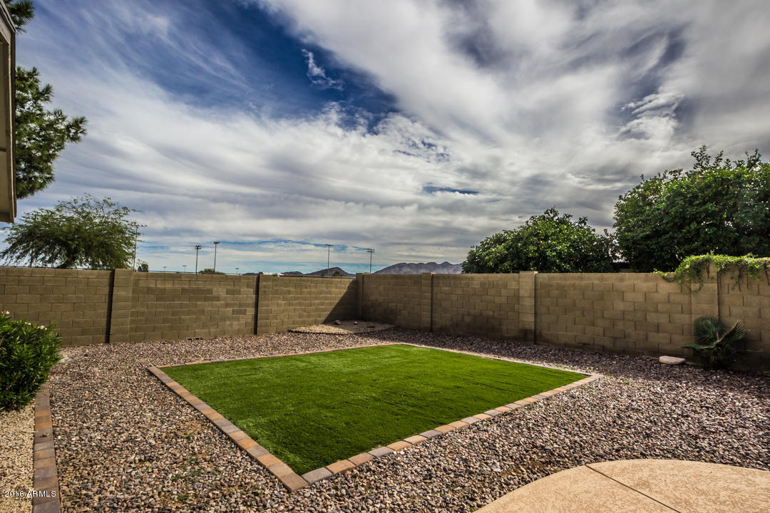 2637 E Mercer Ln, Phoenix, AZ 85028 photo 24