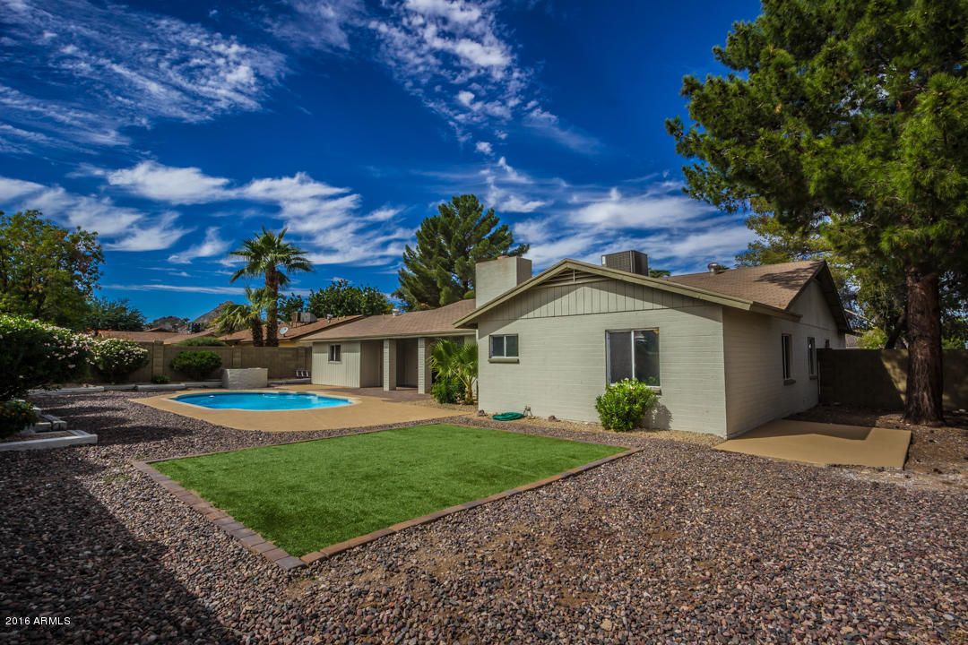 2637 E Mercer Ln, Phoenix, AZ 85028 photo 1