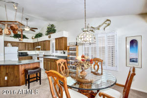 2547 E Taro Ln, Phoenix, AZ 85050 photo 9