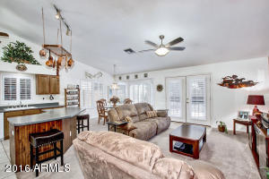 2547 E Taro Ln, Phoenix, AZ 85050 photo 5
