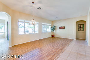 9744 E Lobo Ave, Mesa, AZ 85209 photo 2