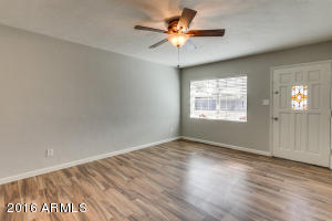4656 N 24th Pl, Phoenix, AZ 85016 photo 9