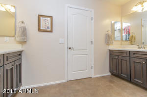 2086 S Pheasant Dr, Gilbert, AZ 85295 photo 15