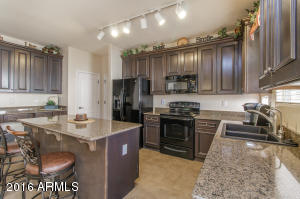 2086 S Pheasant Dr, Gilbert, AZ 85295 photo 6