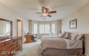 4086 E Maplewood St, Gilbert, AZ 85297 photo 16