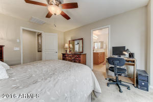 4086 E Maplewood St, Gilbert, AZ 85297 photo 17