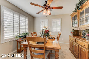 4086 E Maplewood St, Gilbert, AZ 85297 photo 9