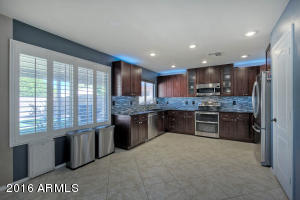1480 E Gary Dr, Chandler, AZ 85225 photo 6