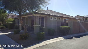 1948 S Martingale Rd, Gilbert, AZ 85295 photo 2
