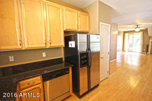 165 W Commerce Ct, Gilbert, AZ 85233 photo 17