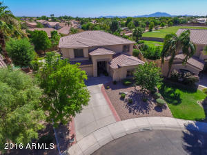 1905 S Morrison Ln, Gilbert, AZ 85295 photo 2