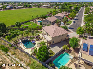 1905 S Morrison Ln, Gilbert, AZ 85295 photo 7