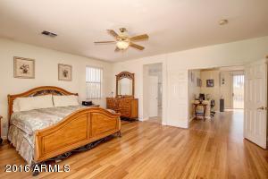 1905 S Morrison Ln, Gilbert, AZ 85295 photo 17