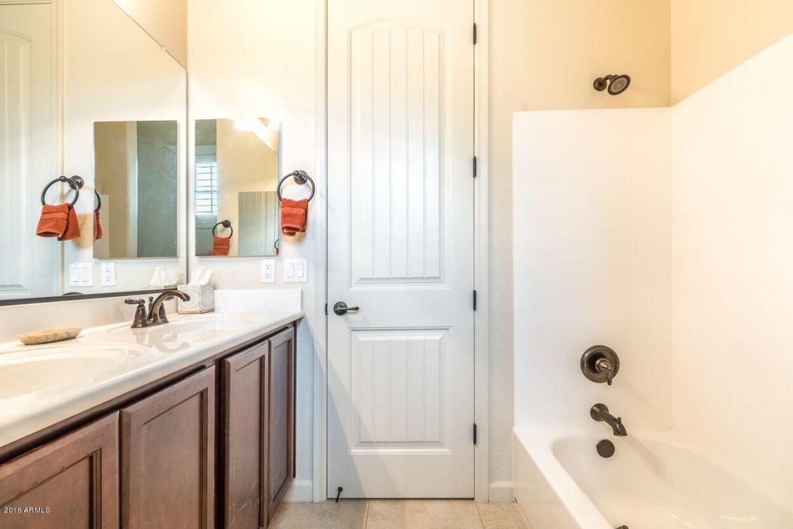 8744 E Jacaranda St, Mesa, AZ 85207 photo 10