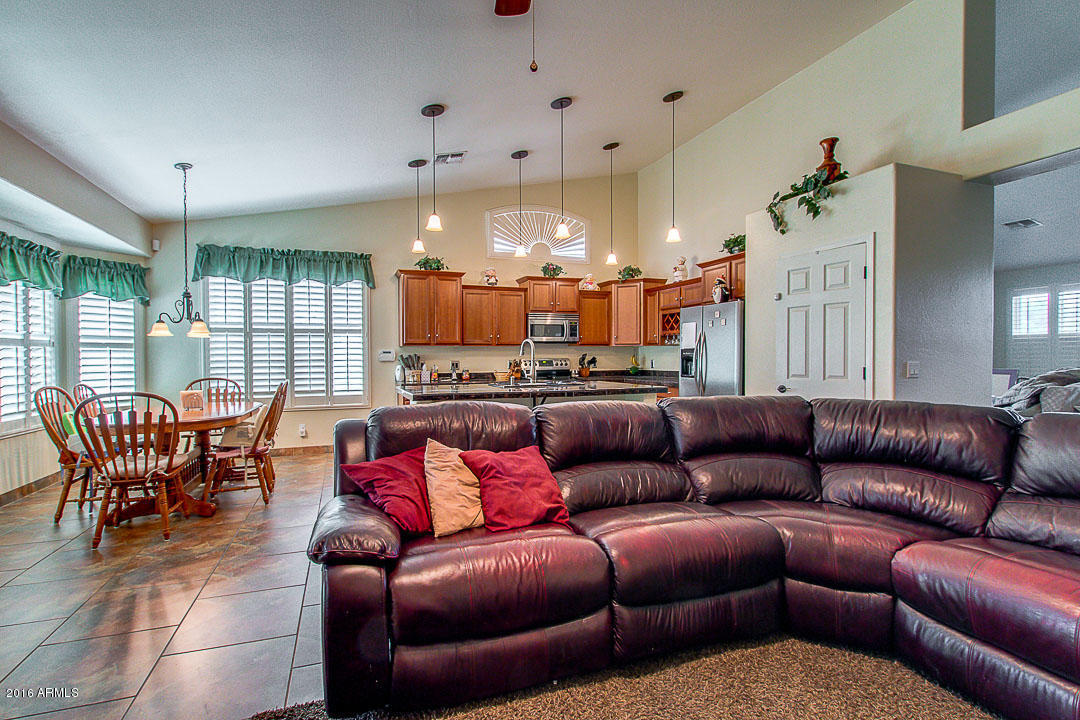 2359 S Revolta --, Mesa, AZ 85209 photo 10