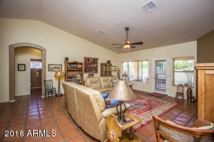 923 E Redfield Rd, Phoenix, AZ 85022 photo 4