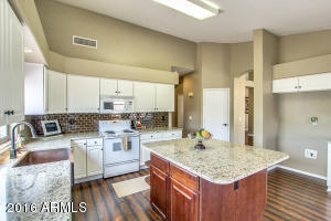 722 W Johnson Dr, Gilbert, AZ 85233 photo 12