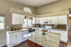 722 W Johnson Dr, Gilbert, AZ 85233 photo 11
