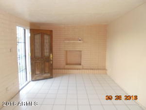 2245 E Lynne Ln, Phoenix, AZ 85042 photo 2